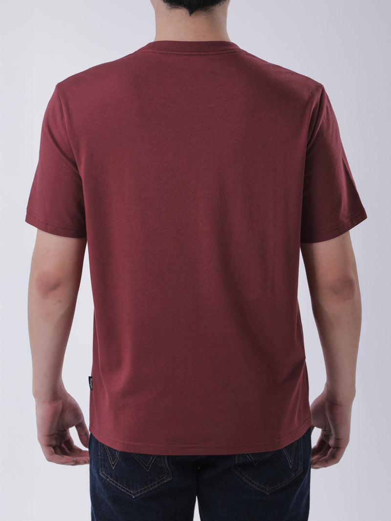 เสื้อยืดแขนสั้นผู้ชาย ทรงตรง สีแดง