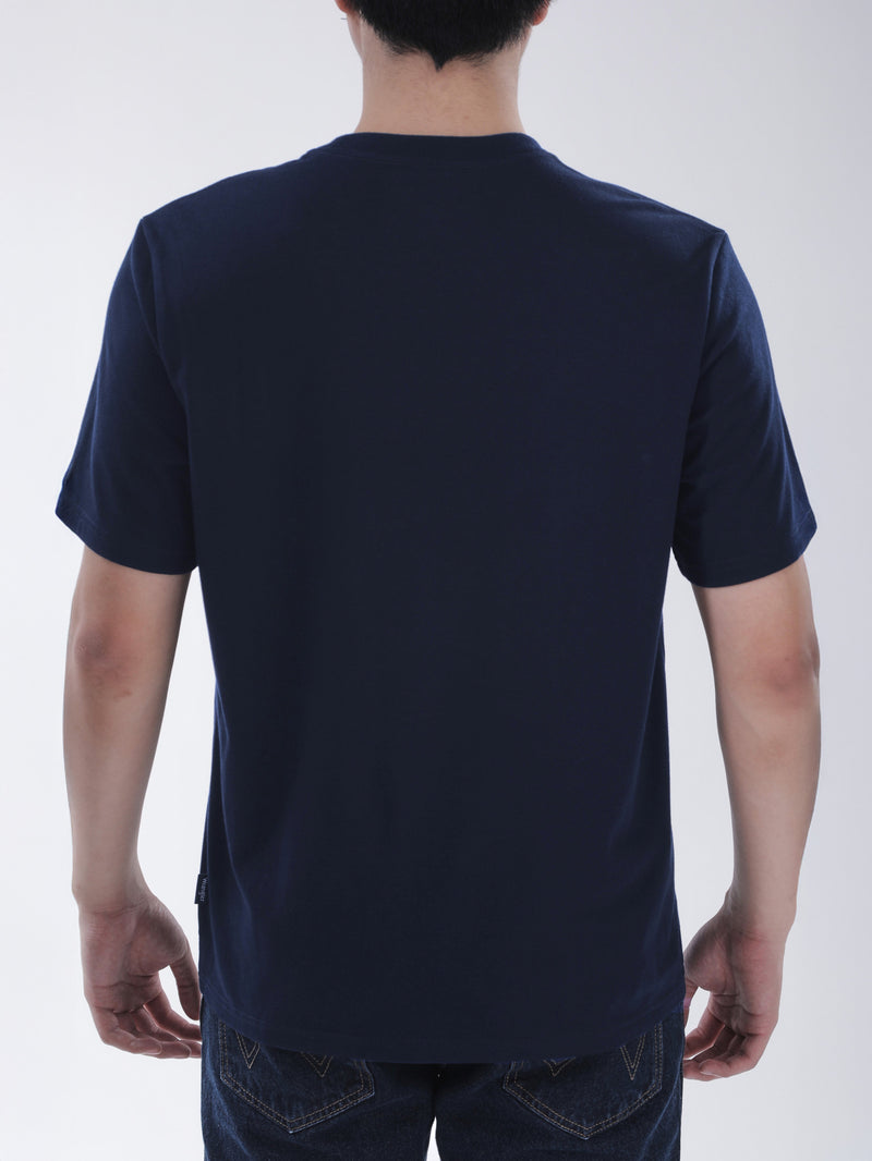 เสื้อยืดแขนสั้นผู้ชาย ทรงตรง สีกรมท่า