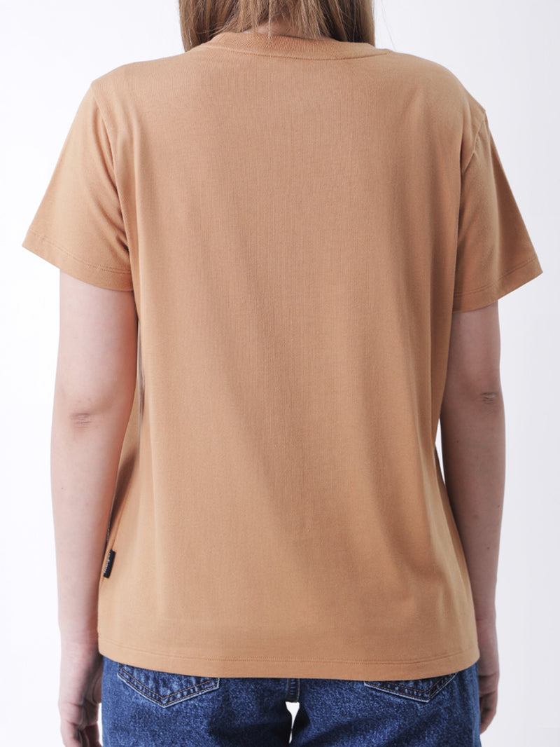 เสื้อยืดแขนสั้นผู้หญิง ทรงตรง สีน้ำตาล