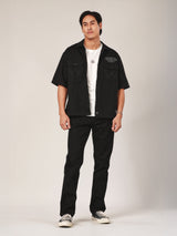 เสื้อเชิ้ตแขนสั้นผู้ชาย คอลเลคชั่น BIKER LOOK RELAXED FIT สีดำ