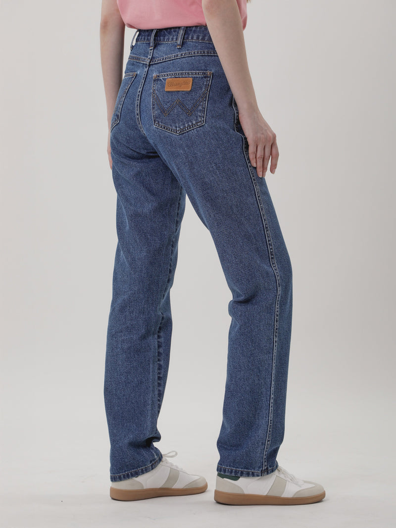 กางเกงยีนส์ผู้หญิง คอลเลคชั่น EVERYDAY WITH WRANGLER MOM FIT เอวสูง ทรงตรง สียีนส์กลาง