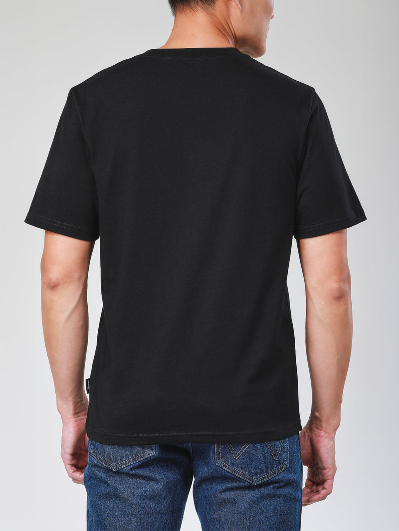 เสื้อยืดแขนสั้นผู้ชาย ทรงตรง สีดำ