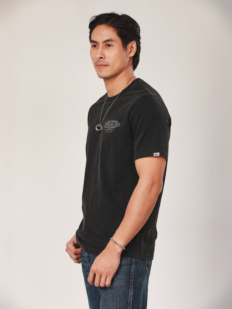 เสื้อยืดแขนสั้นผู้ชาย คอลเลคชั่น BIKER LOOK ทรงตรง สีดำ