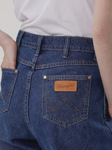 กางเกงยีนส์ผู้หญิง คอลเลคชั่น EVERYDAY WITH WRANGLER BARREL FIT เอวสูง ทรงขากว้าง สียีนส์กลาง