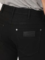 กางเกงยีนส์ผู้ชาย VEGAS FIT เอวกลาง ทรงรัดรูป สีดำ