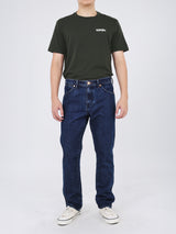 เสื้อยืดแขนสั้นผู้ชาย ทรงตรง สีเขียวเข้ม