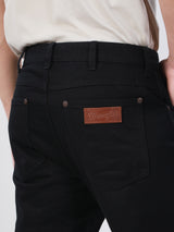 กางเกงยีนส์ผู้ชาย GREENSBORO FIT เอวกลาง ทรงตรง สีดำ