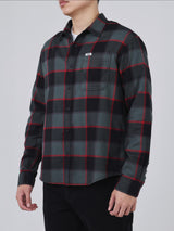 เสื้อเชิ้ตแขนยาวผู้ชาย ทรงตรง สีเขียวมะกอก