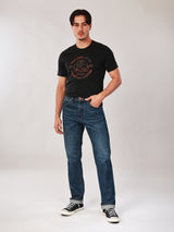 เสื้อยืดแขนสั้นผู้ชาย คอลเลคชั่น WRANGLER LEGENDS ทรงตรง สีดำ