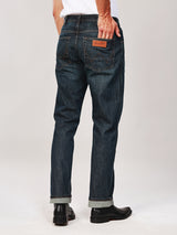 กางเกงยีนส์ผู้ชาย คอลเลคชั่น WRANGLER LEGENDS TEXAS FIT เอวกลาง ทรงตรง สียีนส์กลาง