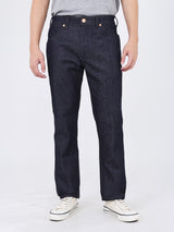 กางเกงยีนส์ผู้ชาย GREENSBORO FIT เอวกลาง ทรงตรง สียีนส์ผ้าดิบ