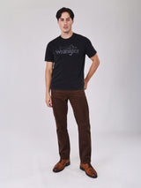 เสื้อยืดแขนสั้นผู้ชาย คอลเลคชั่น BEYOND INDIGO ทรงตรง สีดำ