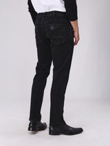 กางเกงยีนส์ผู้ชาย คอลเลคชั่น BEYOND DENIM TEXAS SLIM FIT เอวกลาง ทรงเข้ารูป สีดำ