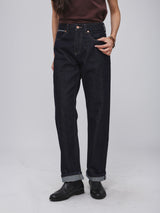 กางเกงยีนส์ผู้หญิง คอลเลคชั่น BEYOND DENIM SUNSET FIT เอวกลาง ทรงตรง สียีนส์เข้ม