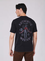 เสื้อยืดแขนสั้นผู้ชาย คอลเลคชั่น BEYOND DENIM ทรงตรง สีดำ