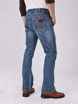 กางเกงยีนส์ผู้ชาย คอลเลคชั่น BEYOND INDIGO BOOTCUT FIT เอวสูง ทรงขาม้า สียีนส์กลาง