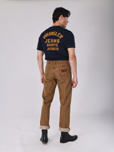 กางเกงยีนส์ผู้ชาย คอลเลคชั่น BEYOND DENIM MWZ FIT เอวกลาง ทรงตรง สีเบจ
