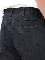 กางเกงยีนส์ผู้ชาย คอลเลคชั่น BEYOND INDIGO TEXAS FIT เอวกลาง ทรงตรง สีดำ