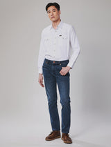 เสื้อเชิ้ตแขนยาวผู้ชาย คอลเลคชั่น LEGEND OF WRANGLER ทรงตรง สีขาว