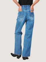 กางเกงยีนส์ผู้หญิง คอลเลคชั่น EVERYDAY WITH WRANGLER LOOSE FIT เอวสูง ทรงหลวม สียีนส์กลาง