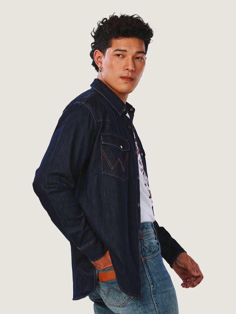 REGULAR FIT EVERYDAY WITH WRANGLER COLLECTION MEN'S DENIM SHIRT LONG SLEEVE DARK INDIGO