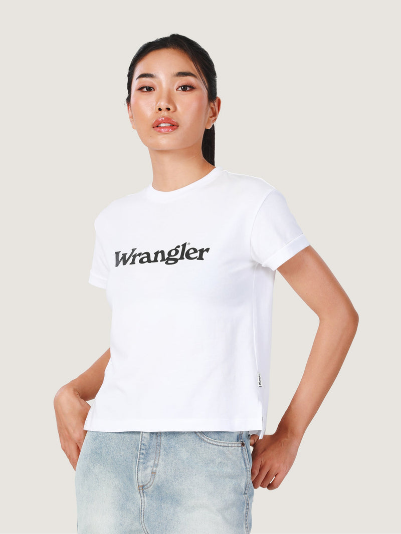 เสื้อยืดแขนสั้นผู้หญิง คอลเลคชั่น EVERYDAY WITH WRANGLER RELAXED FIT สีขาว