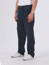 FRONTIER RELAX STRAIGHT FIT WRANGLER KEEPS YOU COOL COLLECTION MID RISE COMFORT MEN'S JEANS MID INDIGO