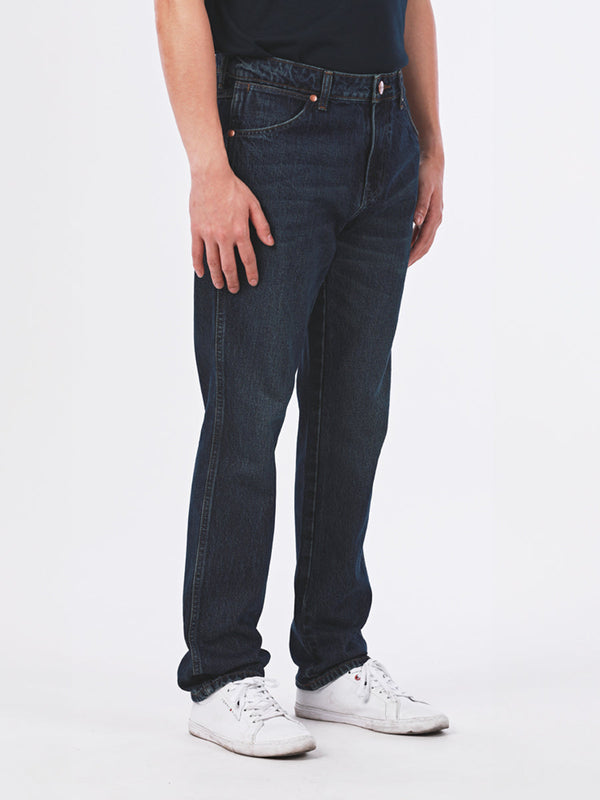 GREENSBORO FIT MID RISE REGULAR MEN'S JEANS DARK INDIGO