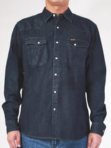 เสื้อเชิ้ตแขนยาวผู้ชาย คอลเลคชั่น WRANGLER FOR ALL ทรงตรง สียีนส์เข้ม