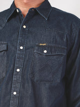 เสื้อเชิ้ตแขนยาวผู้ชาย คอลเลคชั่น WRANGLER FOR ALL ทรงตรง สียีนส์เข้ม