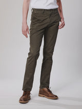 LEGEND OF WRANGLER COLLECTION CHINO FIT MID RISE REGULAR MEN'S PANTS OLIVE GREEN