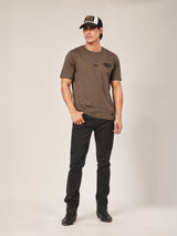 เสื้อยืดแขนสั้นผู้ชาย ทรงตรง สีน้ำตาล