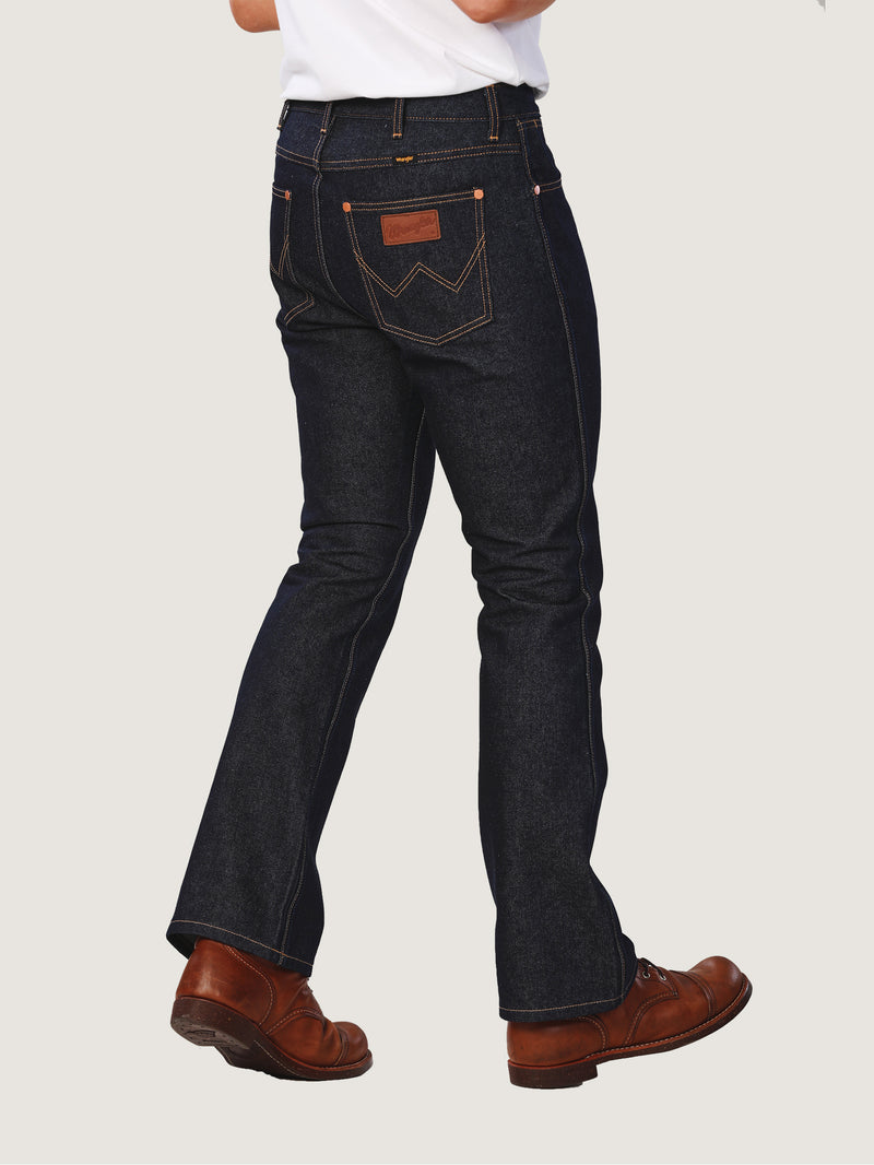 กางเกงยีนส์ผู้ชาย คอลเลคชั่น EVERYDAY WITH WRANGLER BOOTCUT FIT เอวสูง ทรงขาม้า สียีนส์ผ้าดิบ