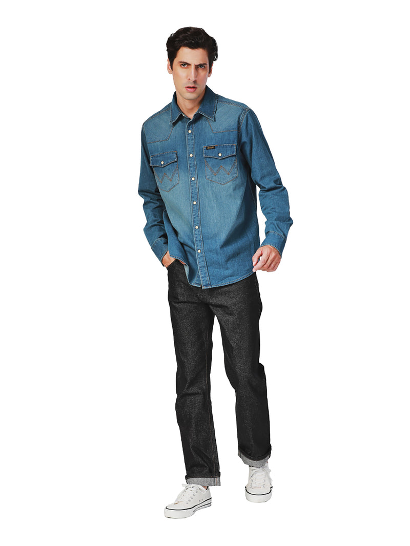 REGULAR FIT LEGEND OF WRANGLER COLLECTION MEN'S DENIM SHIRT LONG SLEEVES MID INDIGO